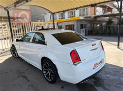 كرايسلر 300